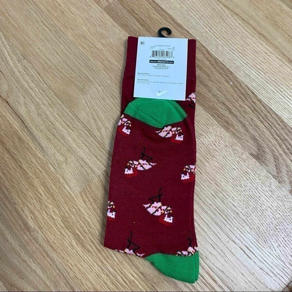 Santa Flamingo Christmas Dress Socks Mens 6-12 NWT